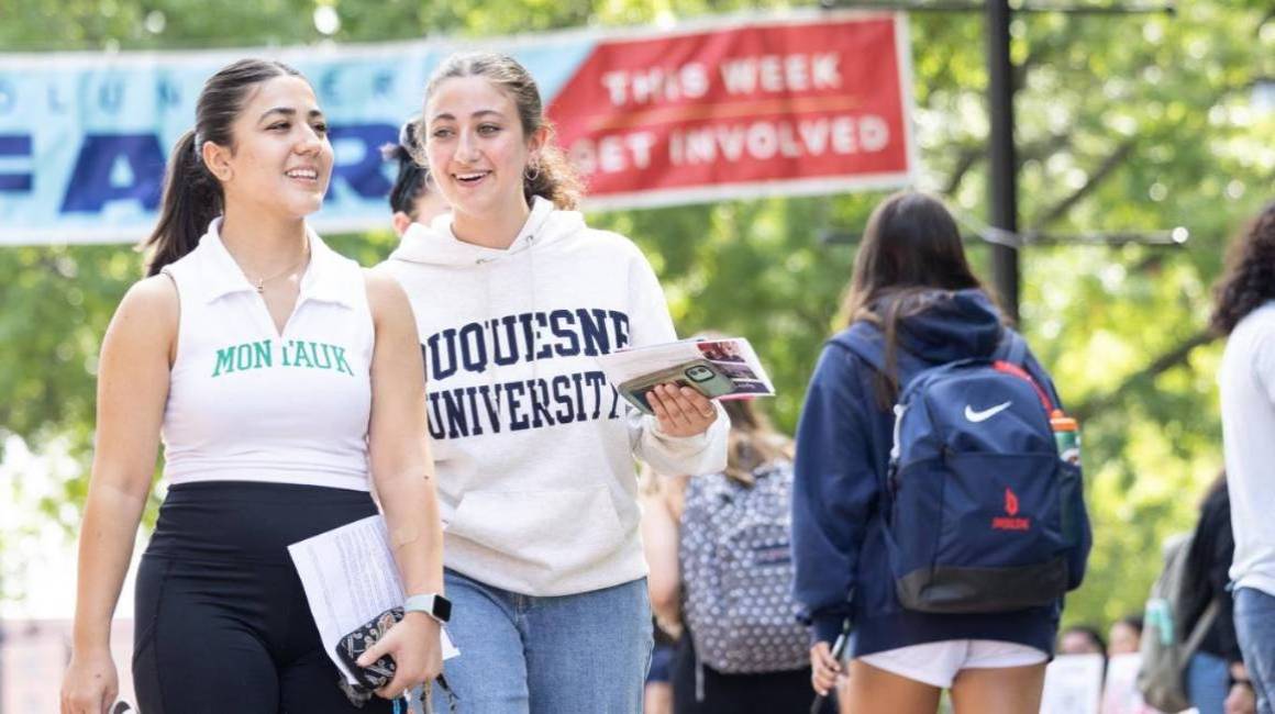 Students walking to class. 